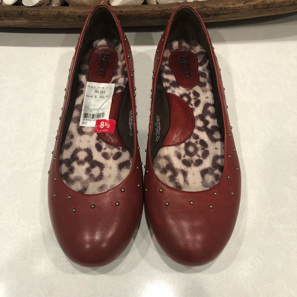 Born Red Leather Comfort Shoes Bronx Studs - Picture 1 of 8